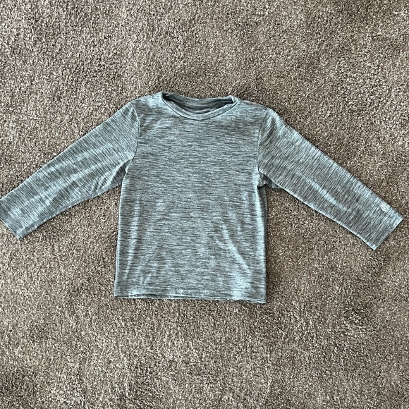 Set of 2 Champion Boys Small Long Sleeve Performance Tops - Picture 2 of 8